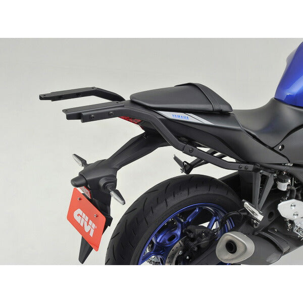 GIVI 2151FZ フィッティング